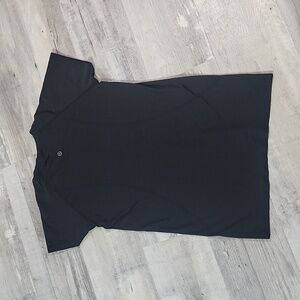 Lululemon Swiftly Tech Short Sleeve Blqck Size 8